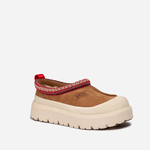Ugg Sydney Plus Slipper (Unisex) - Chestnut / White