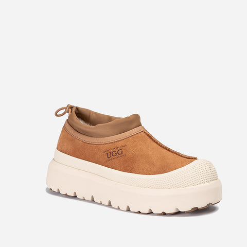 Ugg Classic Plus Ankle Boots (Unisex) - Chestnut / White
